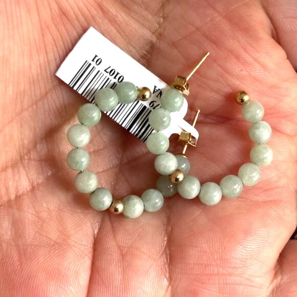 10K Solid Gold GREEN JADE 5mm Beaded Hoop Earrings NWT